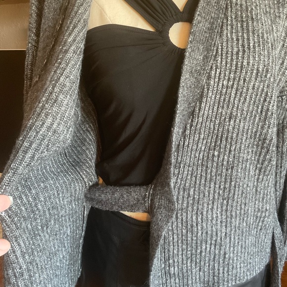 Guess Gray ES Kimono SLV Luiza Wrap Cardi Size S, NWT - Picture 8 of 16